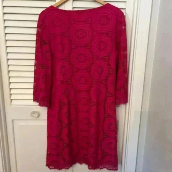 London Times Pink berry/Fuchsia Shift dress Size 14 Floral Lace Overlay Flowy - Picture 11 of 12